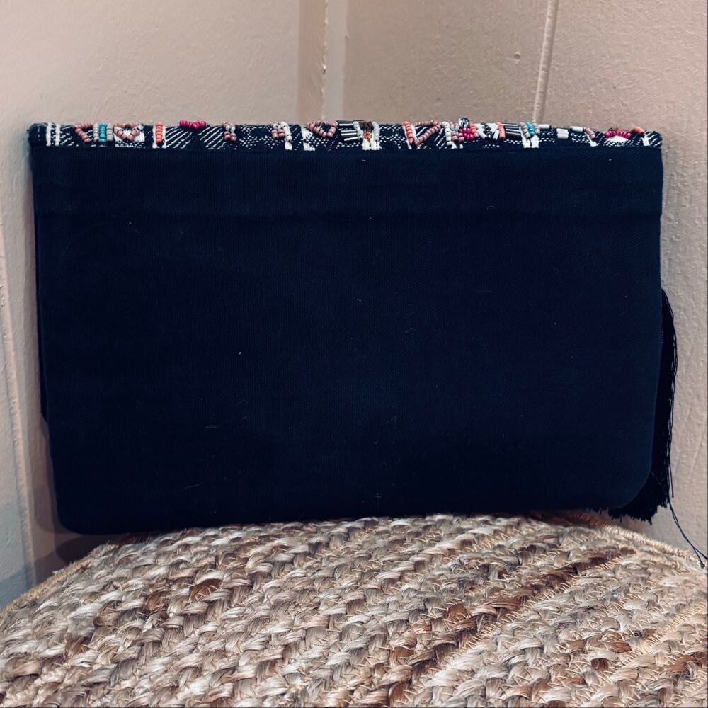 La Sera by Franchi Color Pop Beaded Tapestry Crossbody Clutch Purse - Picture 2 of 5